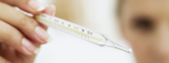Повышение и понижение температуры при инсульте: причины и последствия